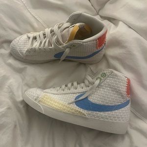 Nike Women’s Blazer Mid 77